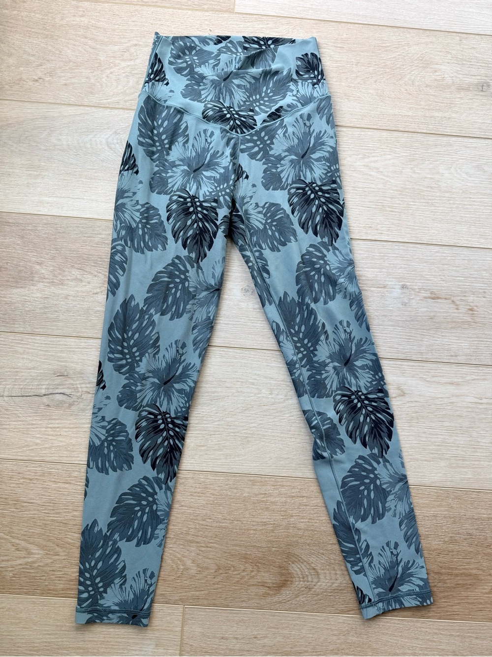 aerie Women’s Leaf Print Leggings - Green/Teal